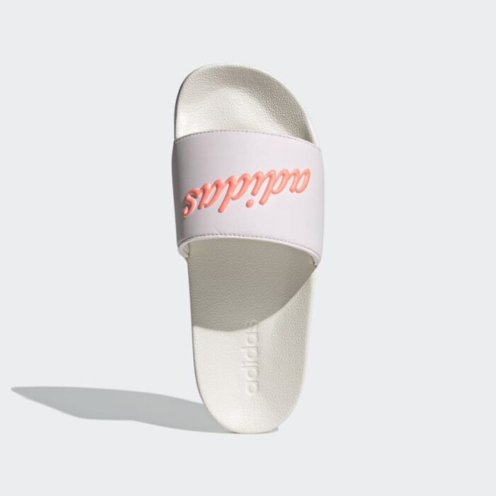 ⁦adidas Women's Adilette Shower Slide شبشب للنساء لون ابيض⁩ - الصورة ⁦5⁩