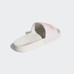 ⁦adidas Women's Adilette Shower Slide شبشب للنساء لون ابيض⁩ - الصورة ⁦9⁩