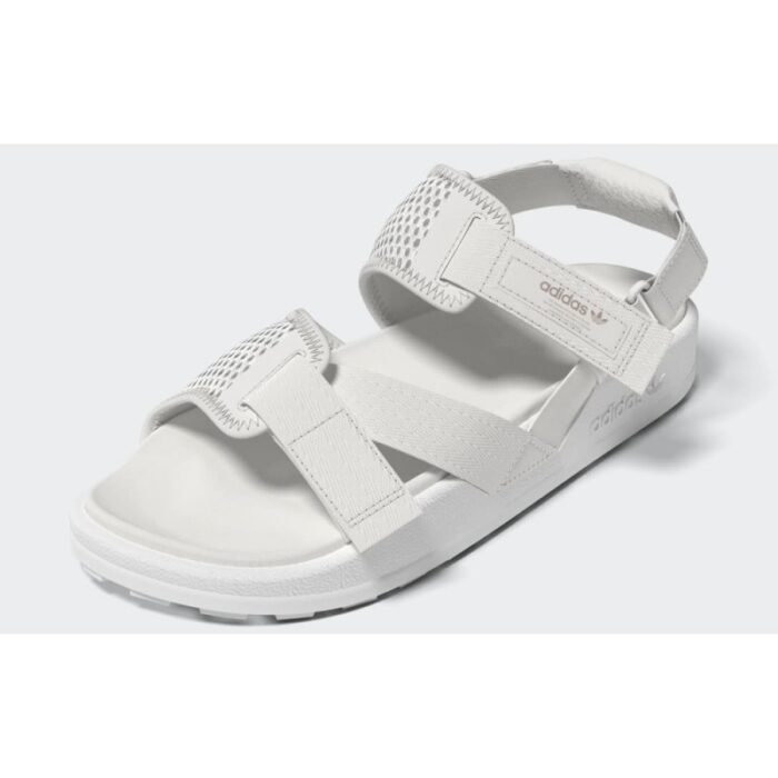 ⁦adidas ADILETTE ADVENTURE SANDALS صندل ستاتي لون أبيض⁩ - الصورة ⁦2⁩