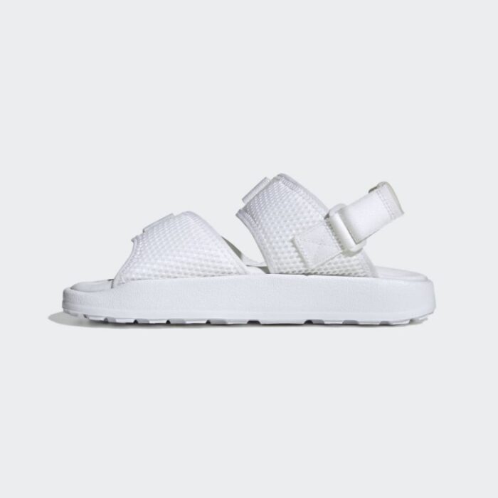 ⁦adidas ADILETTE ADVENTURE SANDALS صندل ستاتي لون أبيض⁩ - الصورة ⁦7⁩