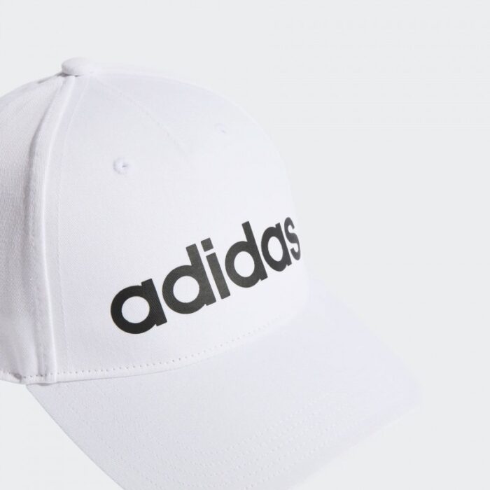 ⁦adidas Unisex Daily Cap  - طاقية اديداس الشبابية للجنسين لون أبيض⁩ - الصورة ⁦3⁩
