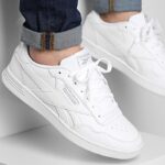 ⁦Reebok Court Advance حذاء سبورت كلاسيك ابيض من ريبوك للرجال⁩ - الصورة ⁦2⁩