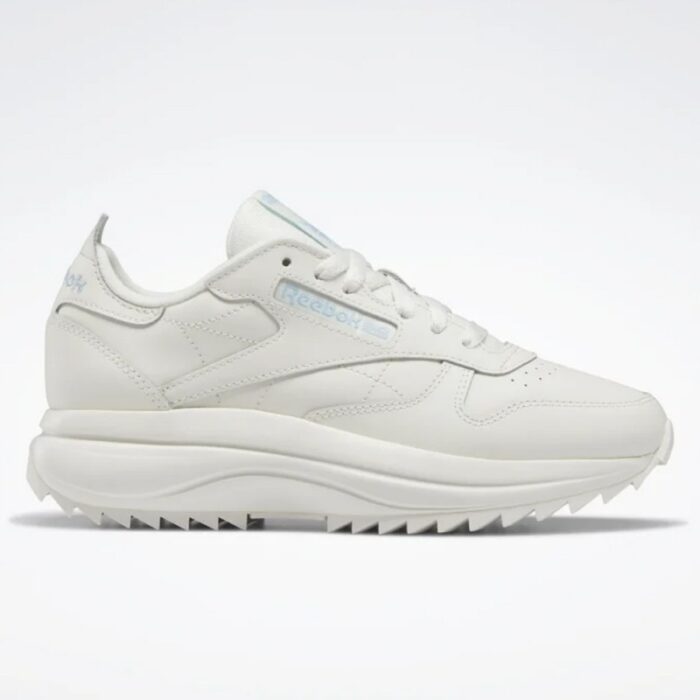 10319889_67db70468148e Reebok Classic Leather SP Extra حذاء سبورت كلاسيك عاجي نعل عالي من ريبوك للنساء - الصورة 1