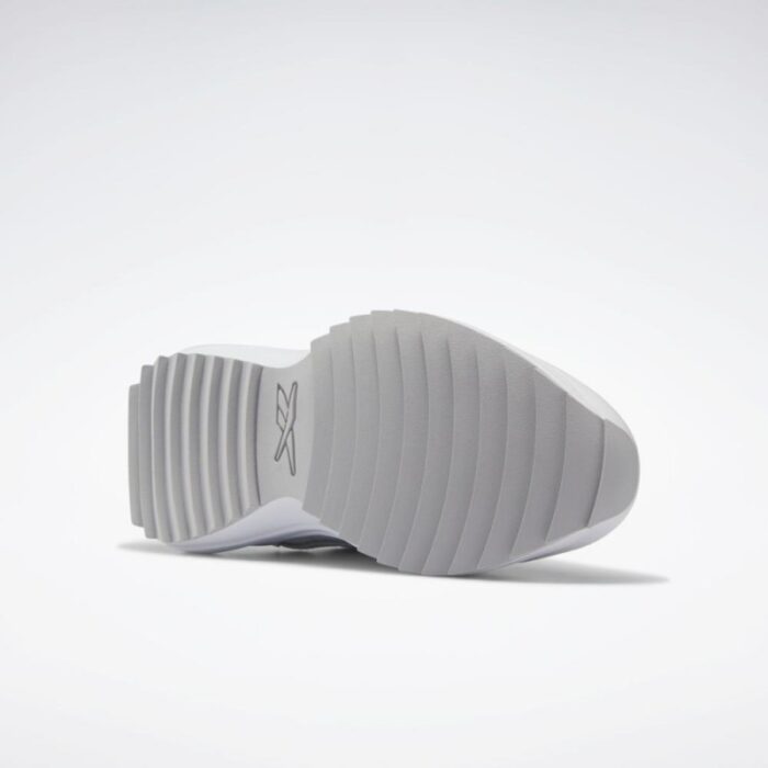 ⁦Reebok Classic Leather SP Extra حذاء سبورت كلاسيك عاجي نعل عالي من ريبوك للنساء⁩ - الصورة ⁦3⁩