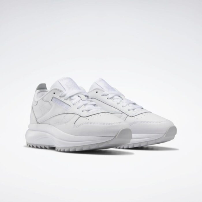 ⁦Reebok Classic Leather SP Extra حذاء سبورت كلاسيك عاجي نعل عالي من ريبوك للنساء⁩ - الصورة ⁦5⁩