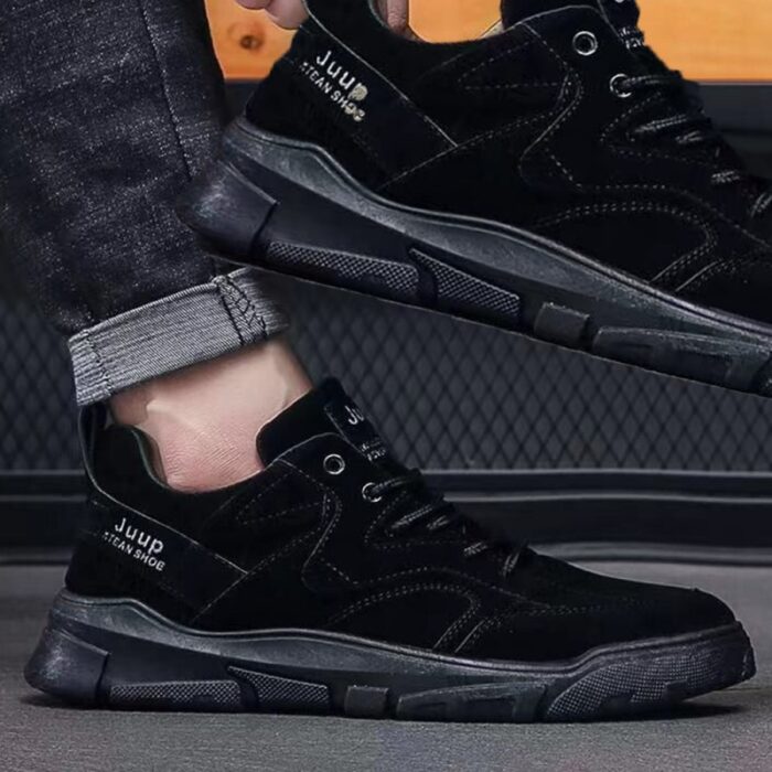 10320324_67db71dcdec24 حذاء كاجوال رياضي جلد لون أسود - الصورة 1