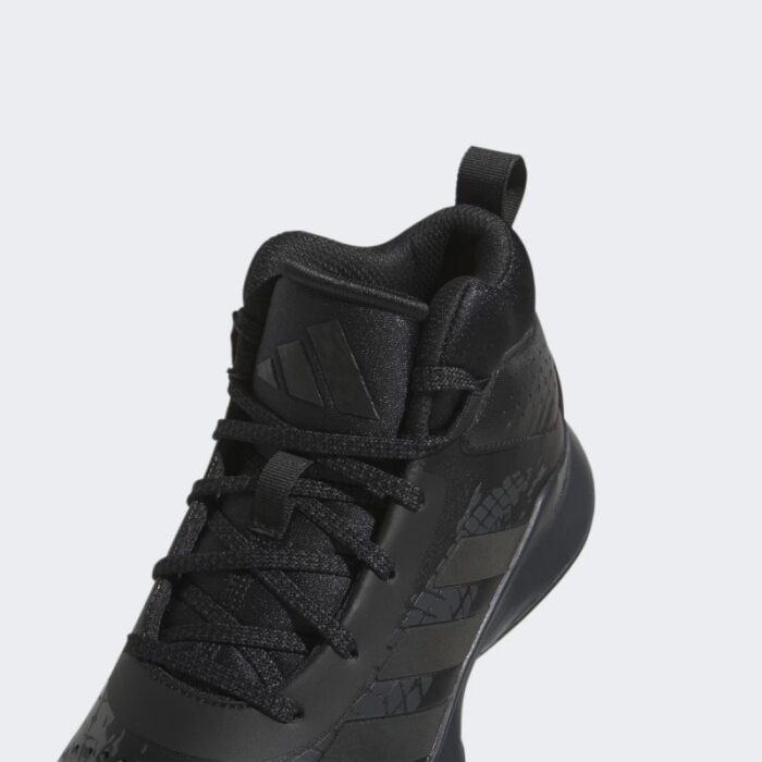 ⁦adidas Unisex' Cross Em Up 5 Wide Shoes - Black- حذاء اديداس كروس اي ام اب 5 وايد للجنسين لون أسود⁩ - الصورة ⁦8⁩