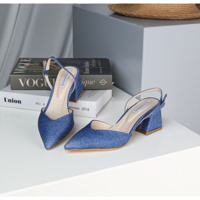 10321363_67db75038f5dd حذاء ستاتي لون ازرق غامق من Sami Boutique - الصورة 1