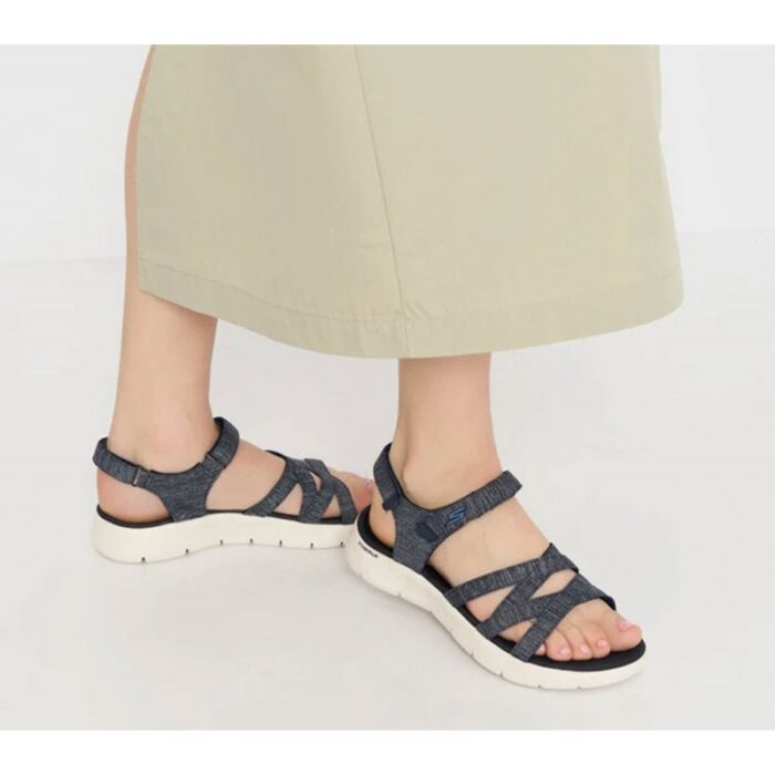 ⁦Skechers Women's GOwalk Flex Sandal  صندل جو ووك فليكس نسائي لون كحلي⁩ - الصورة ⁦6⁩