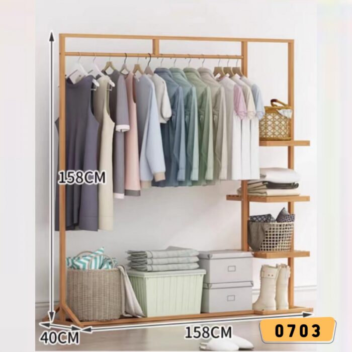 10321607_67db75d8a1333 ستاند ملابس خشب جناح 158*40*158 سم 0703 - الصورة 1