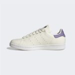 ⁦adidas Womens' Stan Smith Shoes - White- حذاء اديداس ستان سميث للنساء لون أوفوايت⁩ - الصورة ⁦6⁩