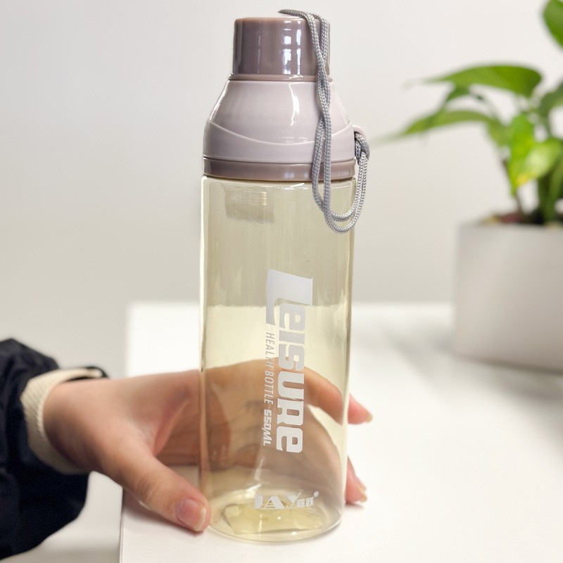 ⁦مطرة ماء 550مل⁩ - الصورة ⁦1⁩