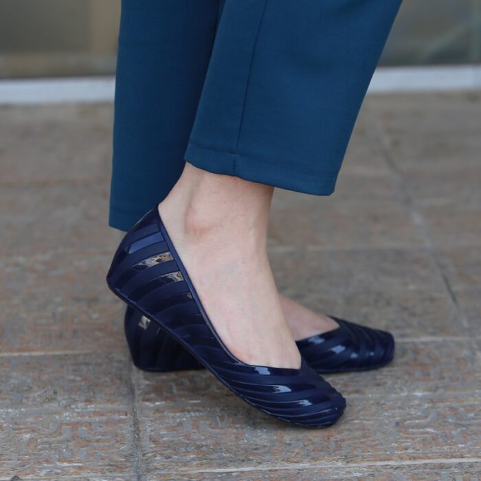 ⁦حذاء باليه ستاتي لون كحلي⁩ - الصورة ⁦3⁩