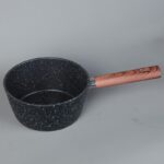 ⁦كسرولة جرانيت ثقيلة قطر 17سم⁩ - الصورة ⁦5⁩