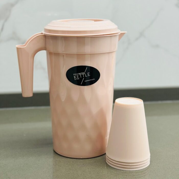 ⁦شاف عصير بلاستيك مع غطاء واربع كاسات⁩ - الصورة ⁦5⁩