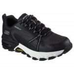 ⁦Skechers Men's Max Protect Shoes - حذاء سكيتشرز ماكس بروتيكت للرجال لون أسود وأبيض⁩ - الصورة ⁦2⁩