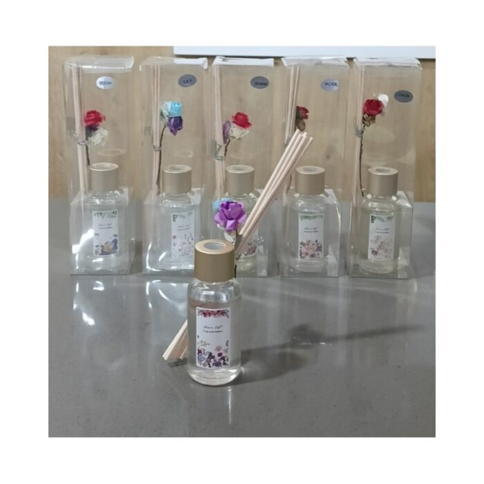 ⁦طقم معطرات ست قطع مع عيدان)lily/jasmine-lavender-rose-lemon-ocean-)⁩ - الصورة ⁦2⁩