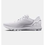 ⁦Under Armour Men's HOVR Sonic 6 Running Shoes - حذاء أندر آرمر هوفر ستونيك 6 رانينج للرجال لون أبيض وفضي⁩ - الصورة ⁦2⁩