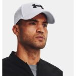 ⁦Under Armour Men's Blitzing Cap - طاقية وقبعة أندر آرمر بليتزينج للرجال لون أبيض⁩ - الصورة ⁦3⁩