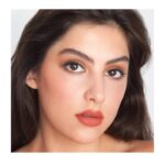 ⁦theBalm Meet Matt(e) Hughes Liquid Lipstick Doting⁩ - الصورة ⁦4⁩