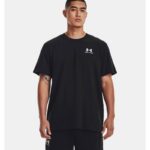 Under Armour Men's Logo Embroidered Heavyweight Short Sleeve T-Shirt - تيشيرت أندر آرمر لوجو امبرويدرد هيفي ويت للرجال لون أسود