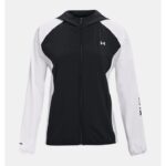 ⁦Under Armour Women's Woven Mesh Full-Zip Jacket- سترة أندر آرمر ووفن مش فل زيب للنساء لون أسود ورمادي⁩ - الصورة ⁦6⁩