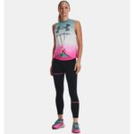 ⁦Under Armour Women's Run Anywhere Tank - تيشيرت تانك أندر آرمر رن اني ويير بلا أكمام للنساء لون أخضر وأبيض وزهري⁩ - الصورة ⁦3⁩