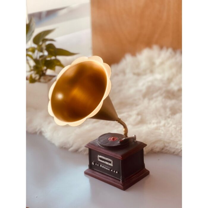 ⁦تحفة اكسسوار منزلي على شكل بوق⁩ - الصورة ⁦4⁩