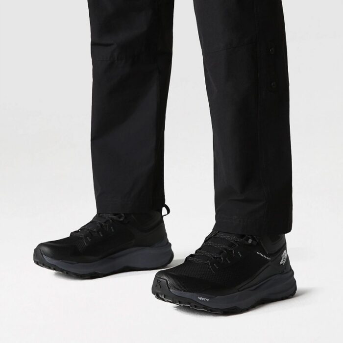 ⁦The North Face Men's VECTIV Exploris 2 Mid FUTURELIGHT™ Leather Boots - حذاء ذا نورث فيس فيكتيف اكسبلوريز 2 للرجال لون أسود⁩ - الصورة ⁦8⁩