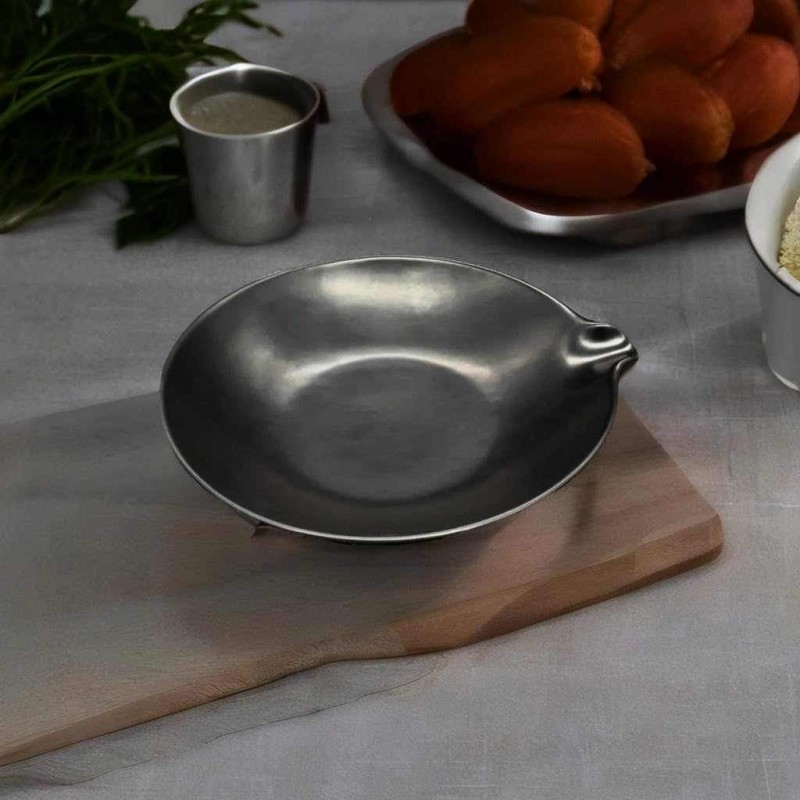 ⁦جاط بورسلان عميق اسود مع حفة للشوربة⁩ - الصورة ⁦1⁩