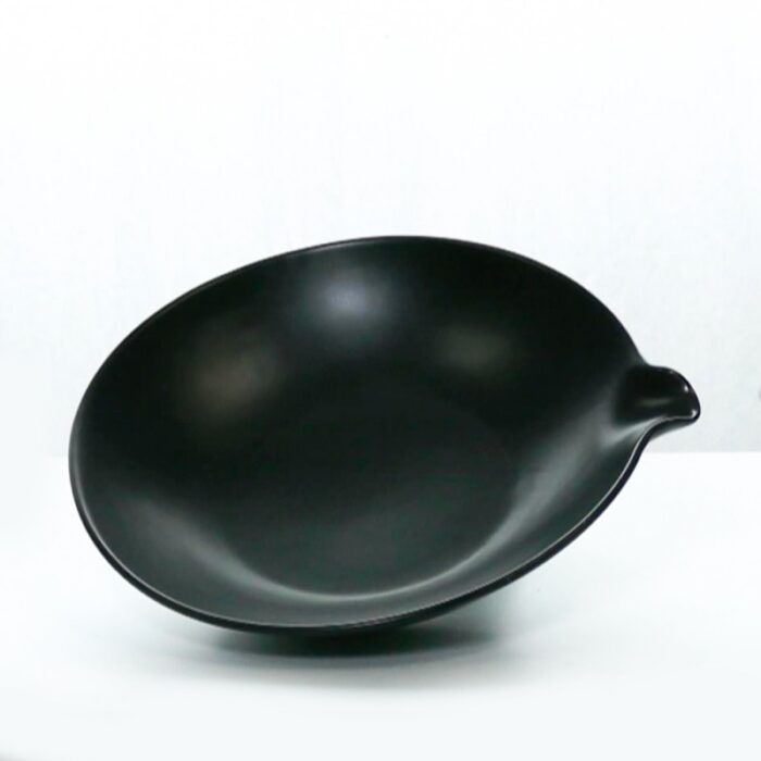 ⁦جاط بورسلان عميق اسود مع حفة للشوربة⁩ - الصورة ⁦8⁩