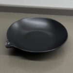 ⁦جاط بورسلان عميق اسود مع حفة للشوربة⁩ - الصورة ⁦9⁩