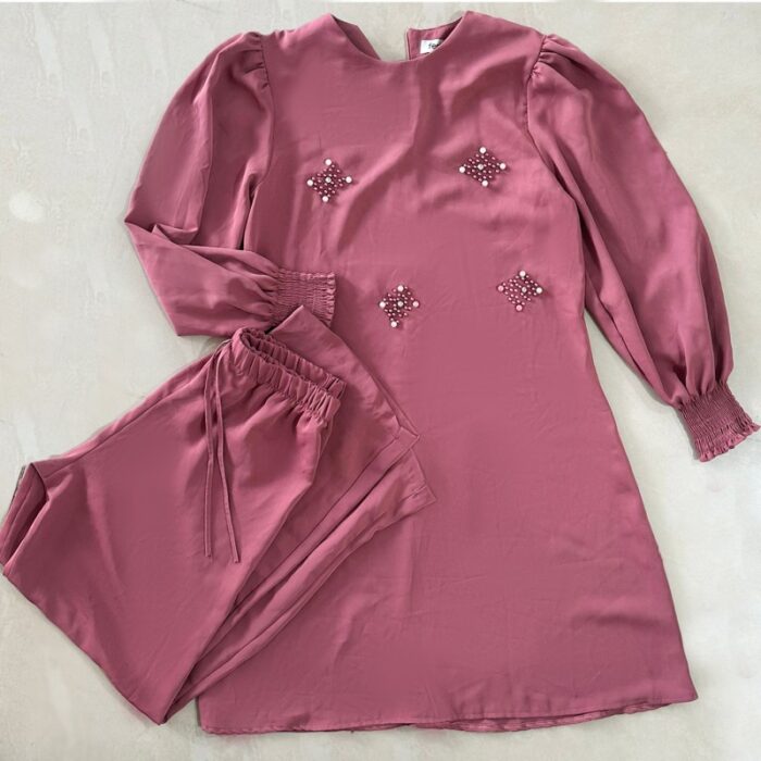 10324585_67db80f88ed93 طقم ستاتي طويل قطعتين لون زهري - الصورة 1