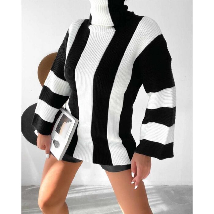 ⁦بلوزة ستاتية صوف لون أسود وأبيض⁩ - الصورة ⁦2⁩