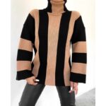 ⁦بلوزة ستاتية صوف لون أسود وبني⁩ - الصورة ⁦3⁩