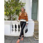 ⁦بلوزة ستاتية صوف تقيل لون أسود وبرتقالي⁩ - الصورة ⁦3⁩