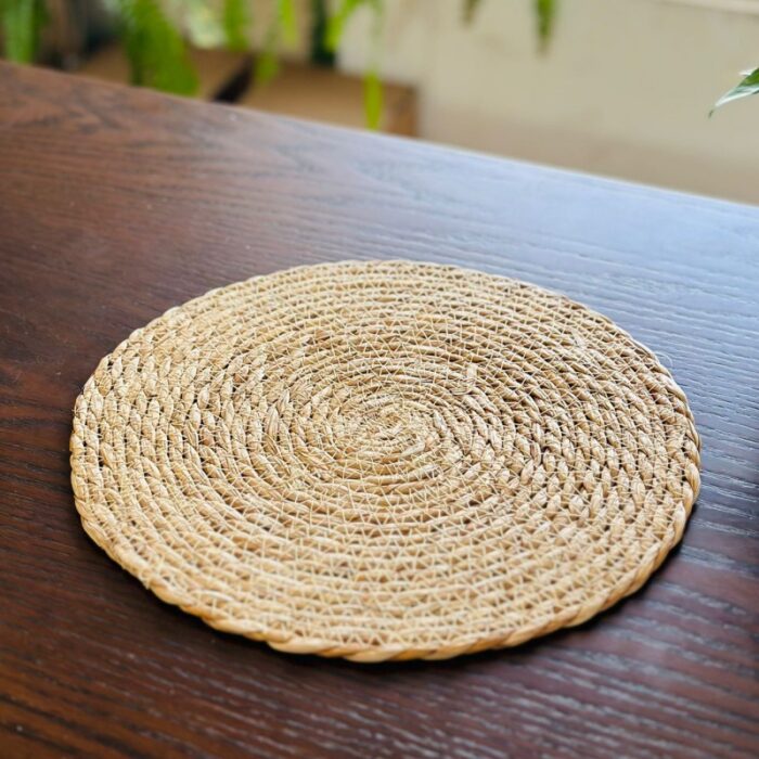 ⁦كوستر قش دائري حجم وسط⁩ - الصورة ⁦3⁩