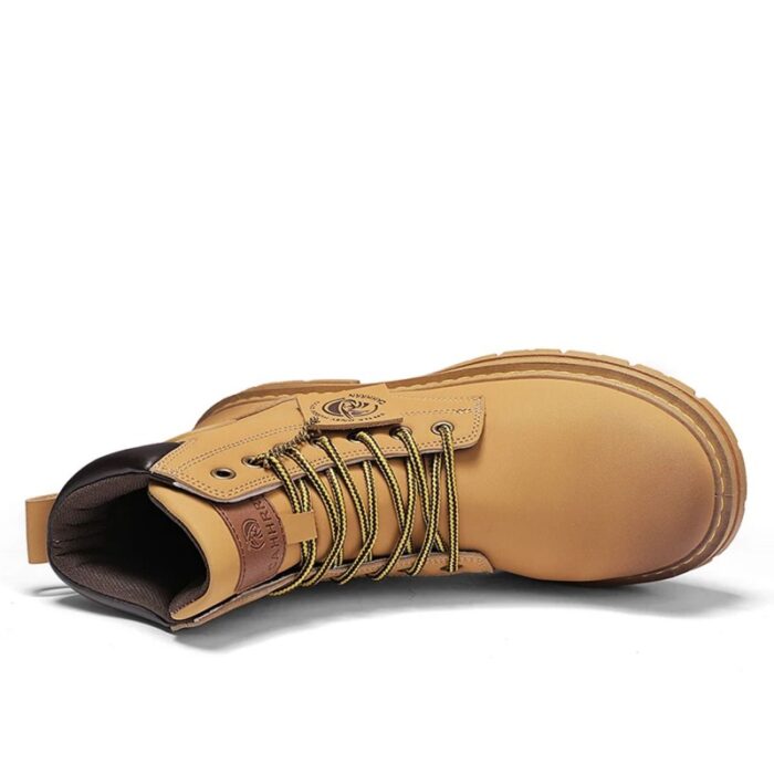 ⁦Fashion Men's High-top Leather Boots - حذاء جلد شتوي بكعب عالي للرجال لون بيج⁩ - الصورة ⁦6⁩