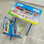 ⁦طاولة مع كرسي للأطفال لون أزرق بتصميم قطار⁩ - الصورة ⁦2⁩