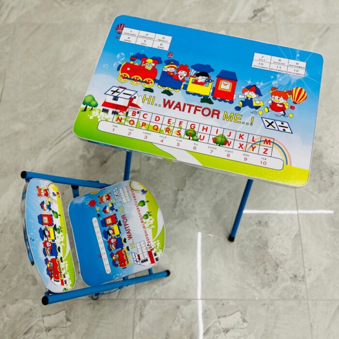 ⁦طاولة مع كرسي للأطفال لون أزرق بتصميم قطار⁩ - الصورة ⁦8⁩