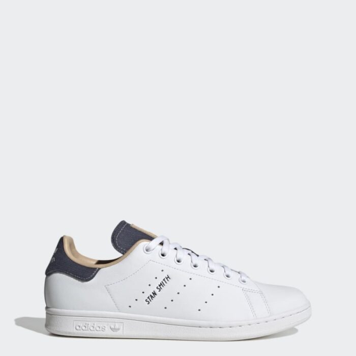 ⁦adidas Unisex Stan Smith Shoes - White- حذاء اديداس ستان سميث للجنسين لون أبيض⁩ - الصورة ⁦3⁩