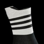 ⁦adidas Running Performance Reflective Crew Socks⁩ - الصورة ⁦2⁩