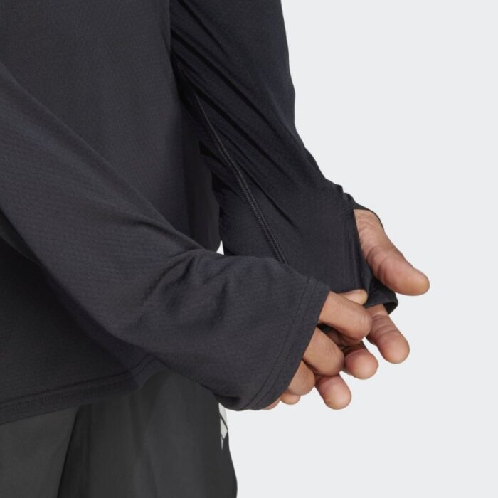 ⁦adidas Mens' Run It Longsleeve Tshirt- black تيشيرت أديداس بأكمام طويلة للرجال لون أسود⁩ - الصورة ⁦5⁩