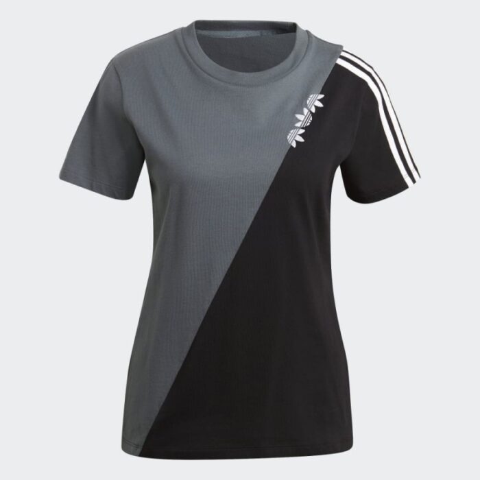 ⁦adidas REGULAR TEE⁩ - الصورة ⁦2⁩