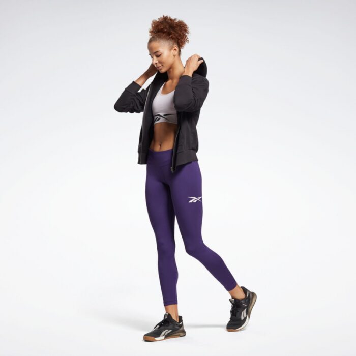 ⁦Reebok Women RI French Terry Full Zip Jacket- جاكيت هودي ريبوك فرينش تيري للنساء لون أسود⁩ - الصورة ⁦3⁩