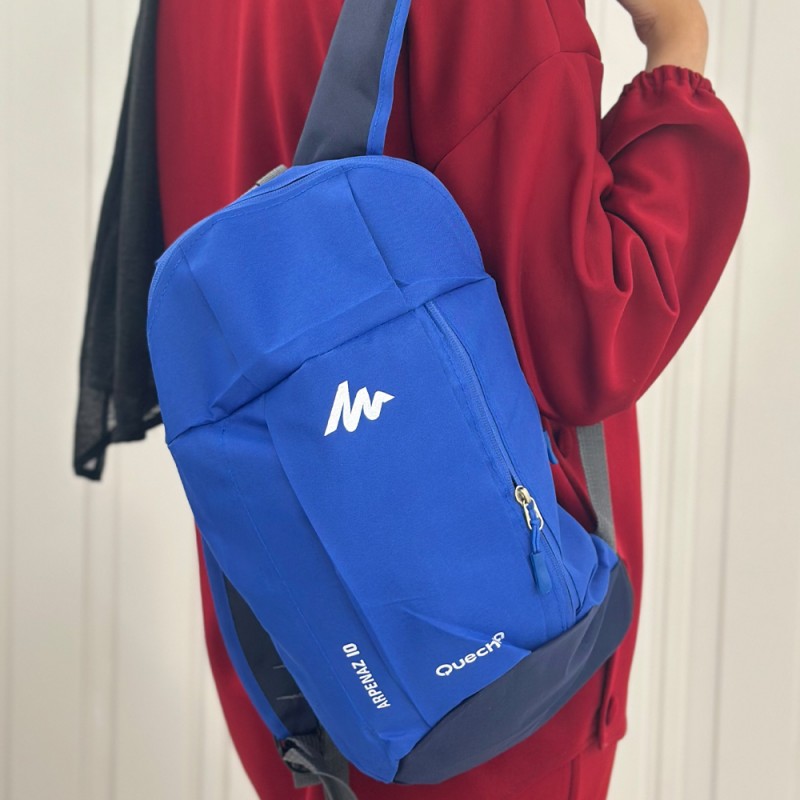 10326835_67db88589d628 شنطة مدرسية 15 انش لون أزرق وكحلي - الصورة 1