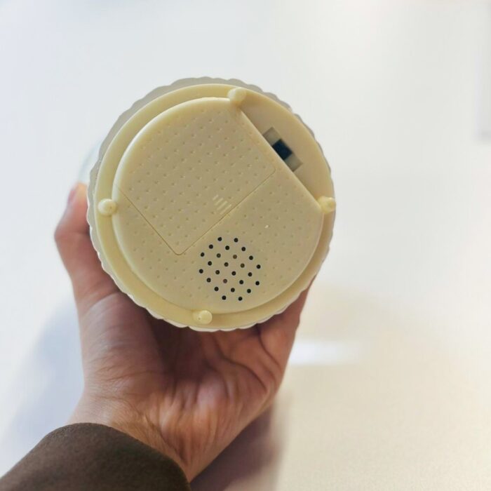 ⁦كرة ثلج بلورة بتصميم حصان بداخلها لون أبيض⁩ - الصورة ⁦3⁩