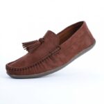 ⁦حذاء كاجوال شمواه للرجال لون بني غامق⁩ - الصورة ⁦3⁩