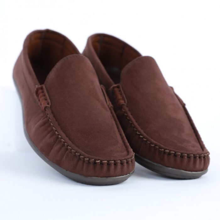 ⁦حذاء اليو كاجوال شمواه من فينتو للرجال لون بني محروق⁩ - الصورة ⁦4⁩