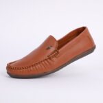 ⁦حذاء اليو كاجوال جلد من فينتو للرجال لون عسلي⁩ - الصورة ⁦3⁩